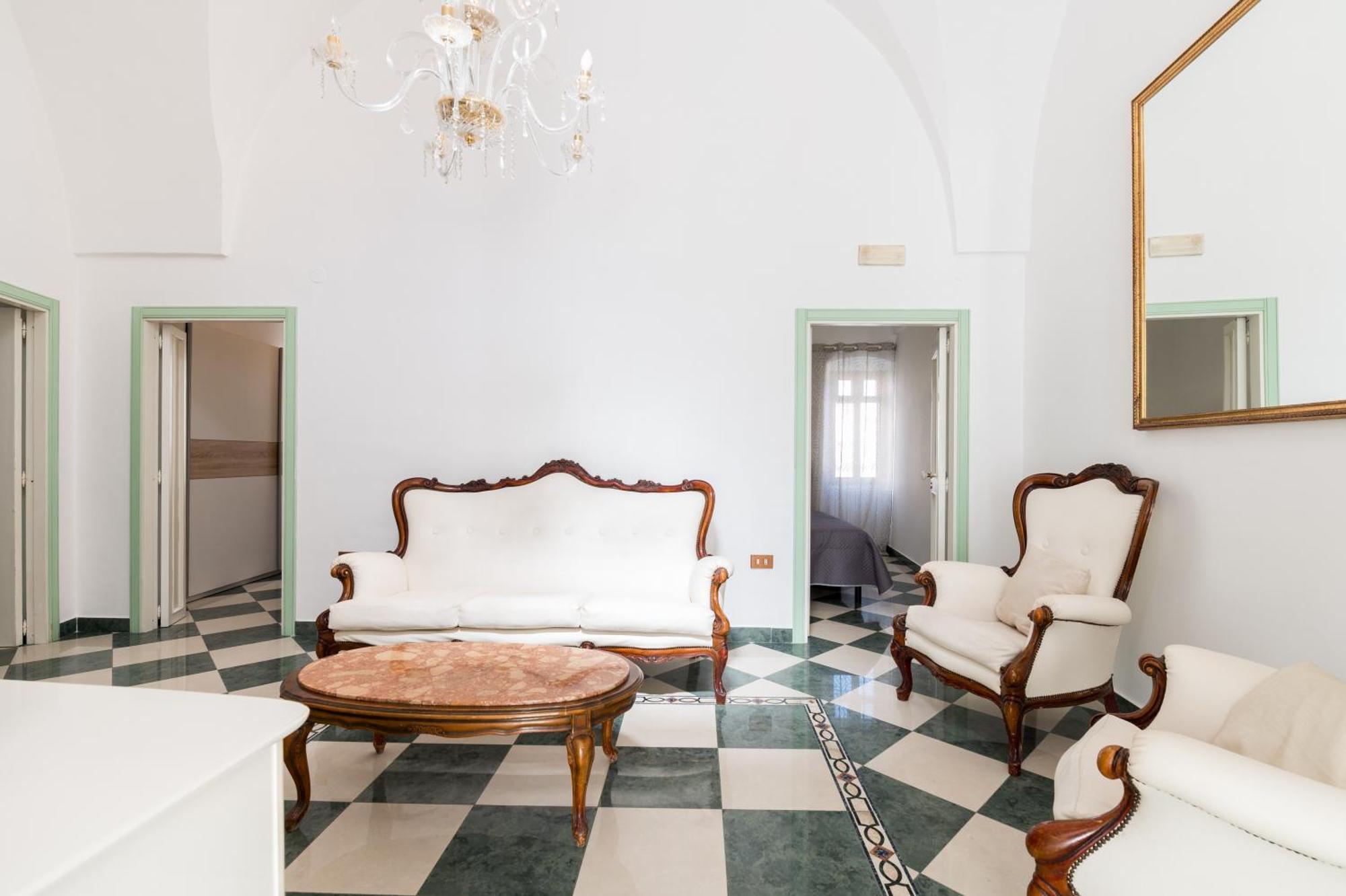 Sant Oronzo Palace Остуни Экстерьер фото